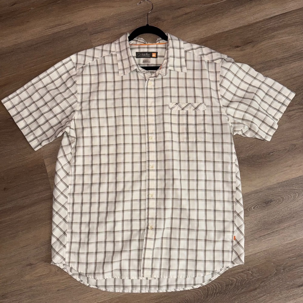 Quiksilver Waterman Plaid Button Up Shirt Mens XL Short Sleeve Fishing Beach